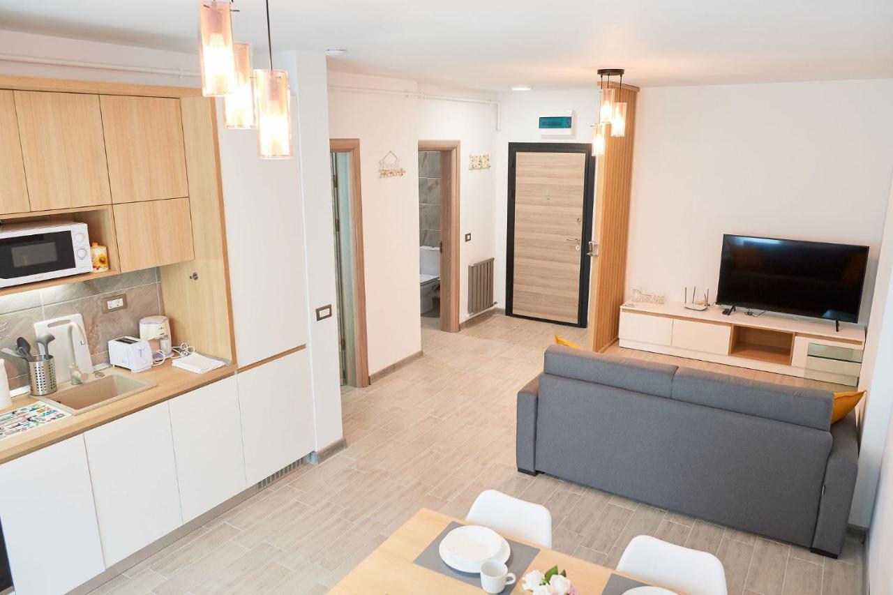 Opal Luxury Apartment 109 Spa N Pool Beach Resort Navodari Exterior photo