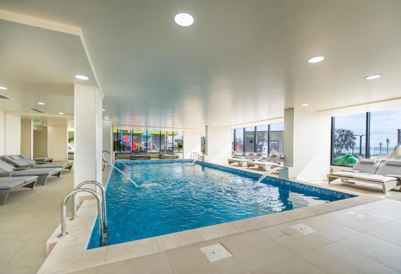 Opal Luxury Apartment 109 Spa N Pool Beach Resort Navodari Exterior photo